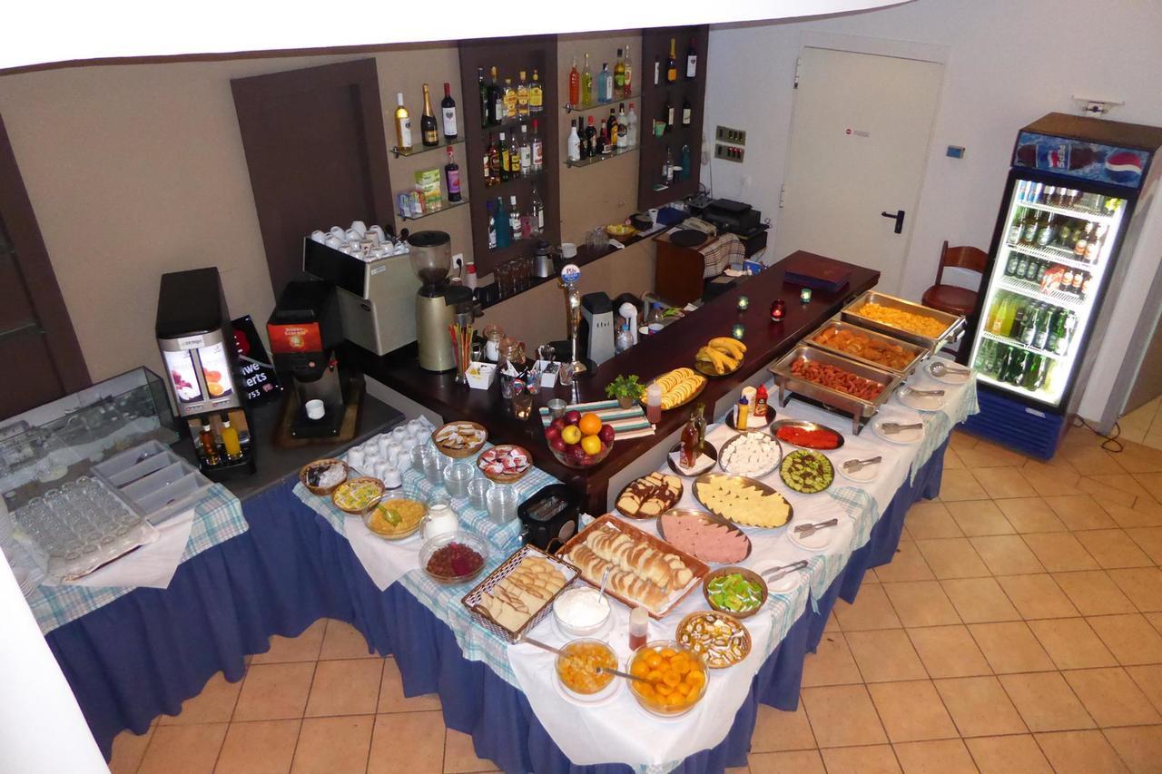 Govino Bay 3*
